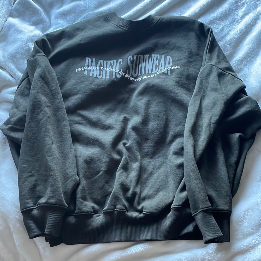 baggy crewneck